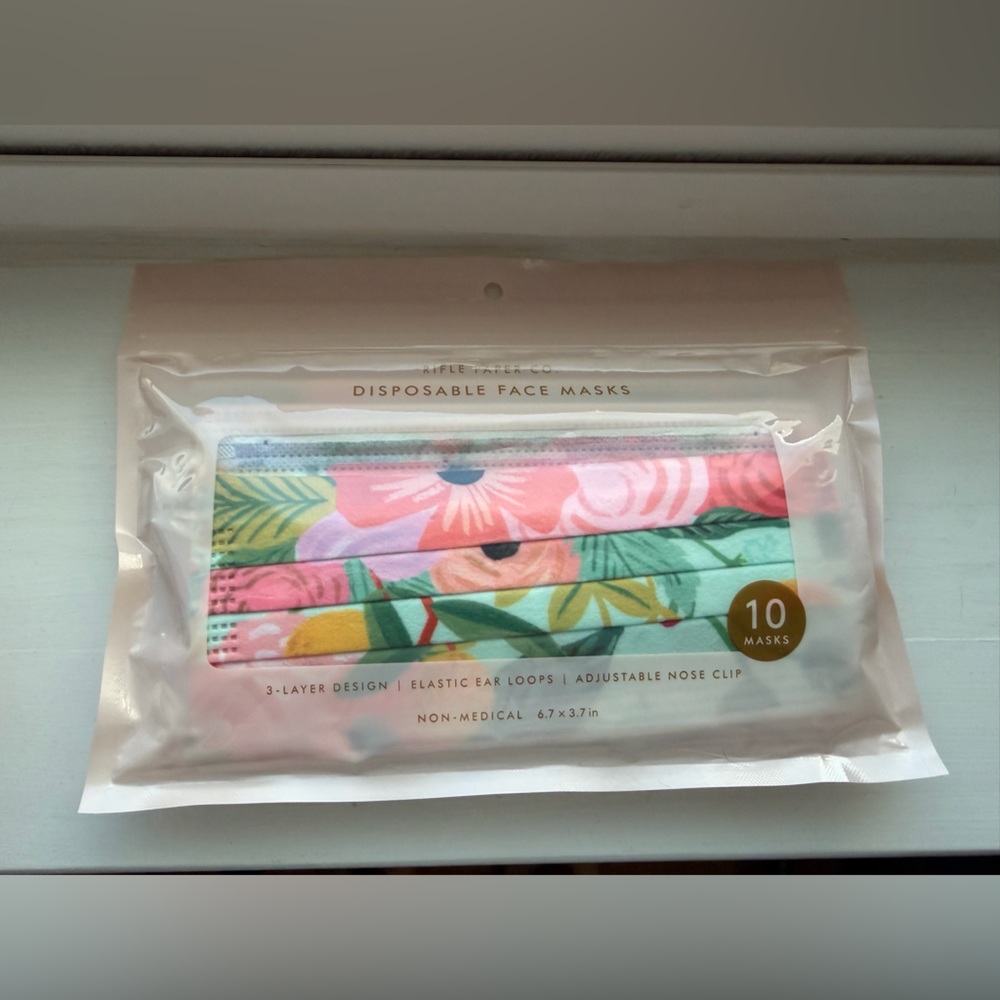 NWT *Never Opened* Rifle Paper Co. Vibrant Floral Disposable Face Masks - Picture 2 of 3